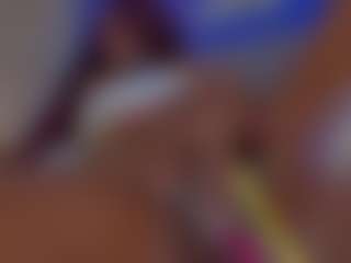 Perfect Latin Aura's Live Sex Cam Show
