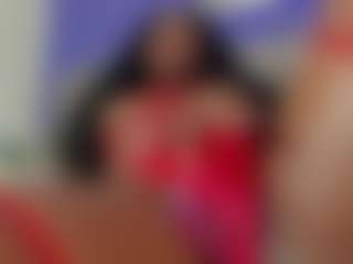 Perfect Latin Aura's Live Sex Cam Show