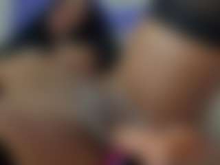 Live cam show with Perfect Latin Aura - Fingers on madthumbs