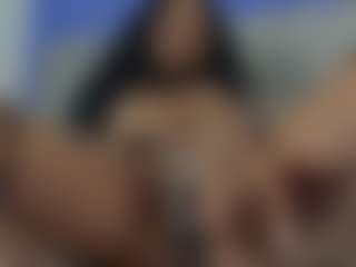 Perfect Latin Aura's Live Sex Cam Show