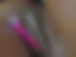 Perfect Latin Aura's Live Sex Cam Show