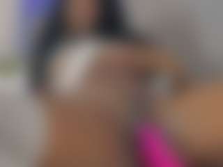 Live cam show with AuraEbony - College on CamClone