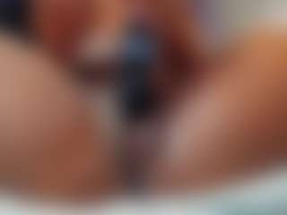 AuraEbony's Live Sex Cam Show
