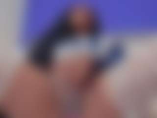 AuraEbony's Live Sex Cam Show