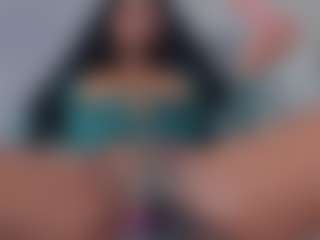 AuraEbony's Live Sex Cam Show