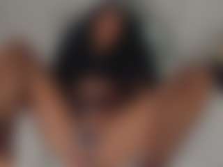 Live cam show with AuraEbony - Anal on live18s.com