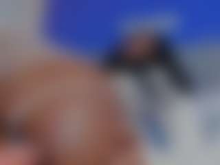 AuraEbony's Live Sex Cam Show