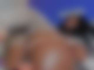 AuraEbony's Live Sex Cam Show