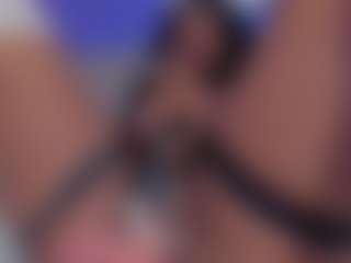 AuraEbony's Live Sex Cam Show