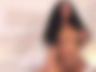 AuraEbony's Live Sex Cam Show