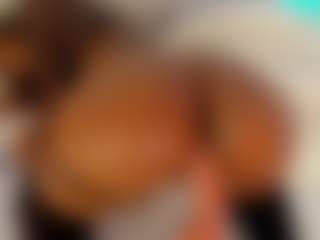 AuraEbony's Live Sex Cam Show