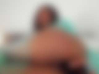 Live cam show with AuraEbony - Public on fapnchat