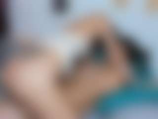 Live cam show with grehta-diamond - White on Camsoda | colombia