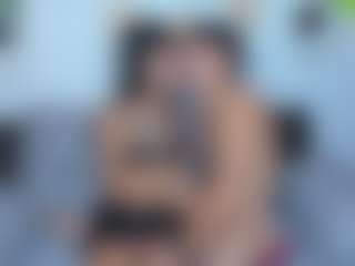Show en direct avec grehta-diamond - Small Tits sur Camsoda