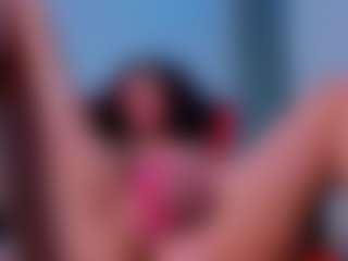 Live cam show with HoneyLuxe - Blue Eyes on Gym Cam Girls
