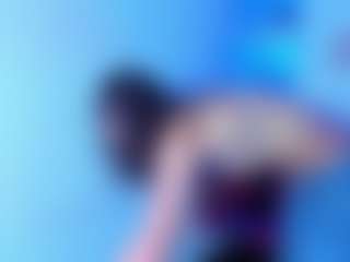 Live cam show with HoneyLuxe - Blue Eyes on hotwifechat.live