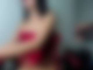 Live cam show with HoneyLuxe - Facial on Camsoda