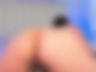 Melanie-hillz's Live Sex Cam Show