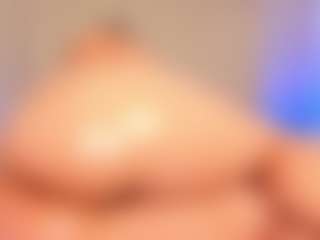 Live cam show with Melanie-hillz - BBW on crypto-cams