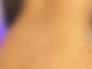 Melanie-hillz's Live Sex Cam Show