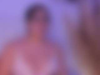 Melanie-hillz's Live Sex Cam Show