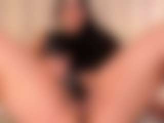 Melanie-hillz's Live Sex Cam Show