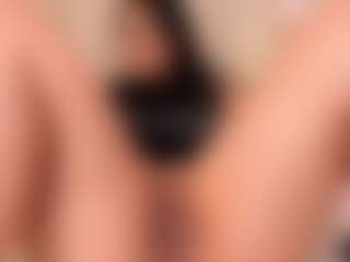 Live cam show with Melanie-hillz - Spy Curvy on Camsoda