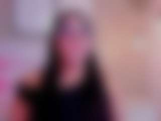 Live cam show with Melanie-hillz - Butt Plug on MyBangCams