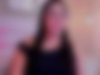 Live cam show with Melanie-hillz - Brown Eyes on Livezox