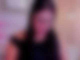 Live cam show with Melanie-hillz - Brown Eyes on intimatelivegirls.com