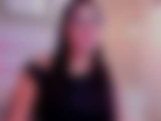 Live cam show with Melanie-hillz - Petite on Fit Hotties
