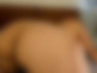 Live cam show with Melanie-hillz - Oil on Nude Chat * 1 On 1 Webcam Sex * Live Cam Show