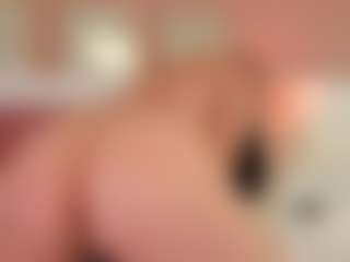 Melanie-hillz's Live Sex Cam Show