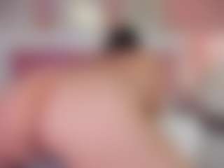 Live cam show with Melanie-hillz - Chubby on alttransgirls