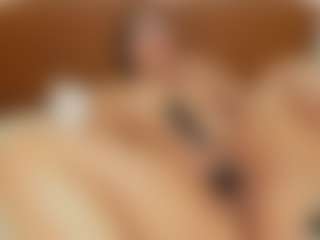 Melanie-hillz's Live Sex Cam Show