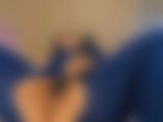 Live cam show with Melanie-hillz - Toys on Camsoda