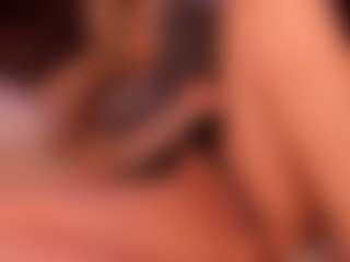 Spettacolo in cam dal vivo con sashaonfire - Small Tits su Camsoda
