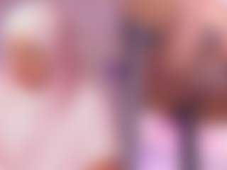 Live cam show with SilvanaRave - Butt Plug on CamClone