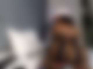 Live cam show with Spicy247 - Ebony Teen (18+) on StripNow