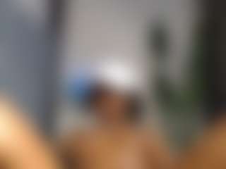 Show de cam en vivo con Spicy247 - Smoking en Camsoda