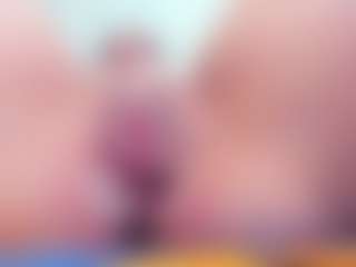 Live cam show with brigith05 - Smoking on Soda Cam