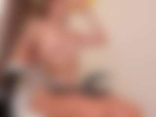 Maye-Wells's Live Sex Cam Show