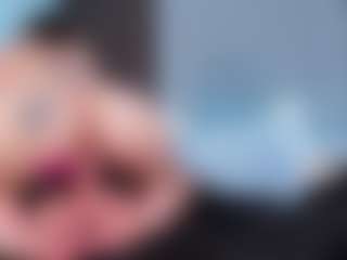 Maye-Wells's Live Sex Cam Show