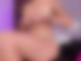 Live cam show with Maye-Wells - Domination on Dolls Live