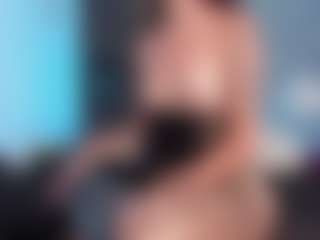 Live cam show with Maye-Wells - Domination on StripNow