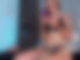 Live cam show with Maye-Wells - Domination on Camsoda