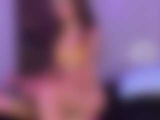 Spettacolo in cam dal vivo con Maye-Wells - Full Nudity su Camsoda
