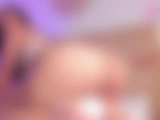 Live cam show with melanie-jeannn - Petite Young Adult on sexytreat.net
