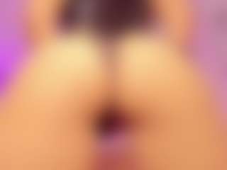Live cam show with melanie-jeannn - Ass Bouncing on sexylive.show