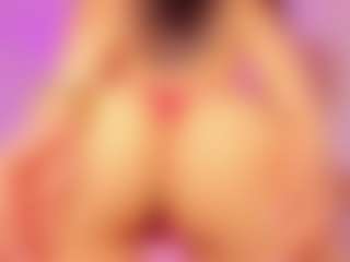 Live cam show with melanie-jeannn - Nipple Piercings on Camsoda